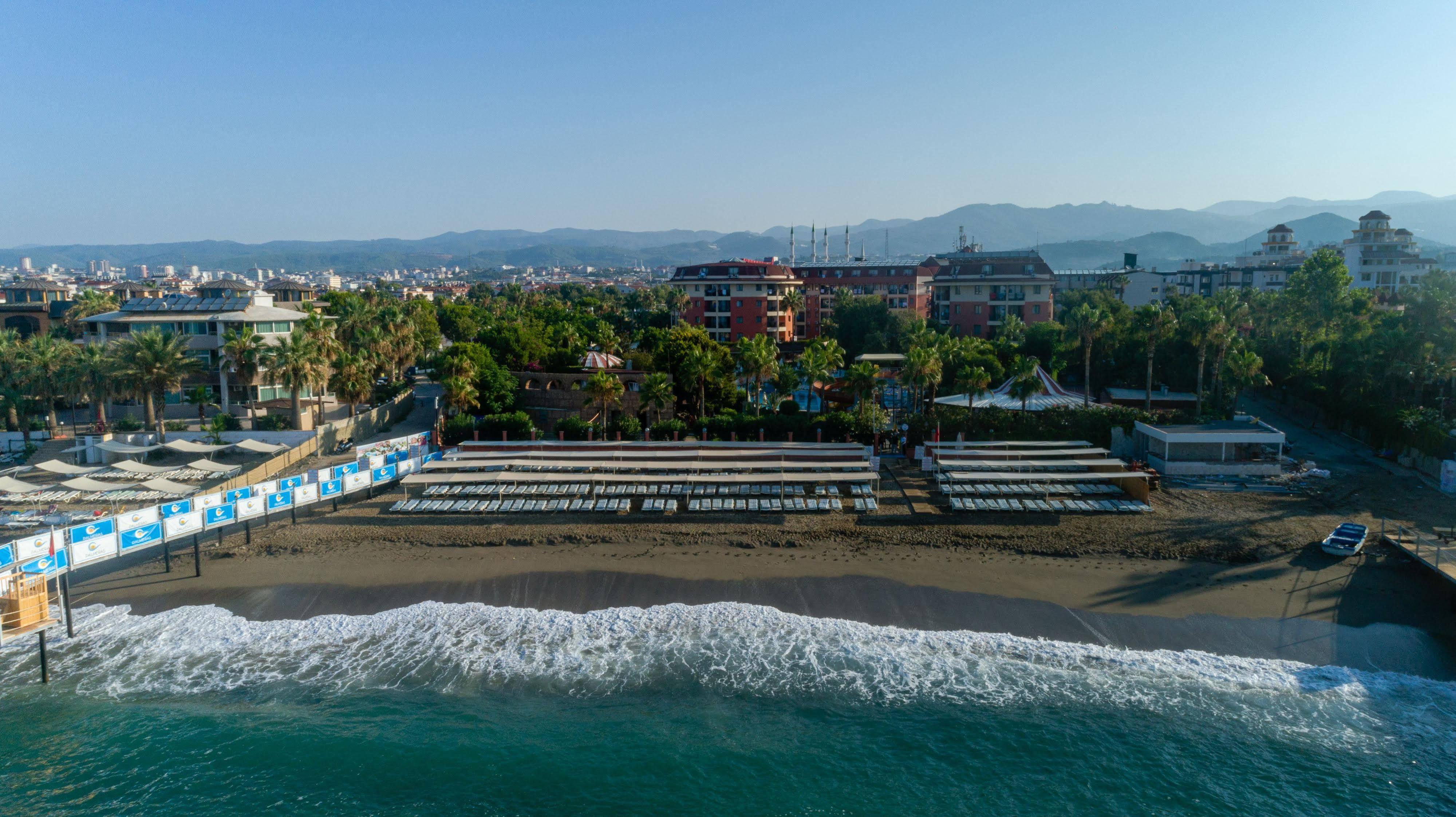 Palmeras Beach Hotel Konaklı Exterior foto